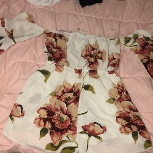 White Floral Romper🤩